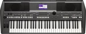 YAMAHA PSR S670  tastiera 61 tasti dinamici tipo synth WORKSTATION